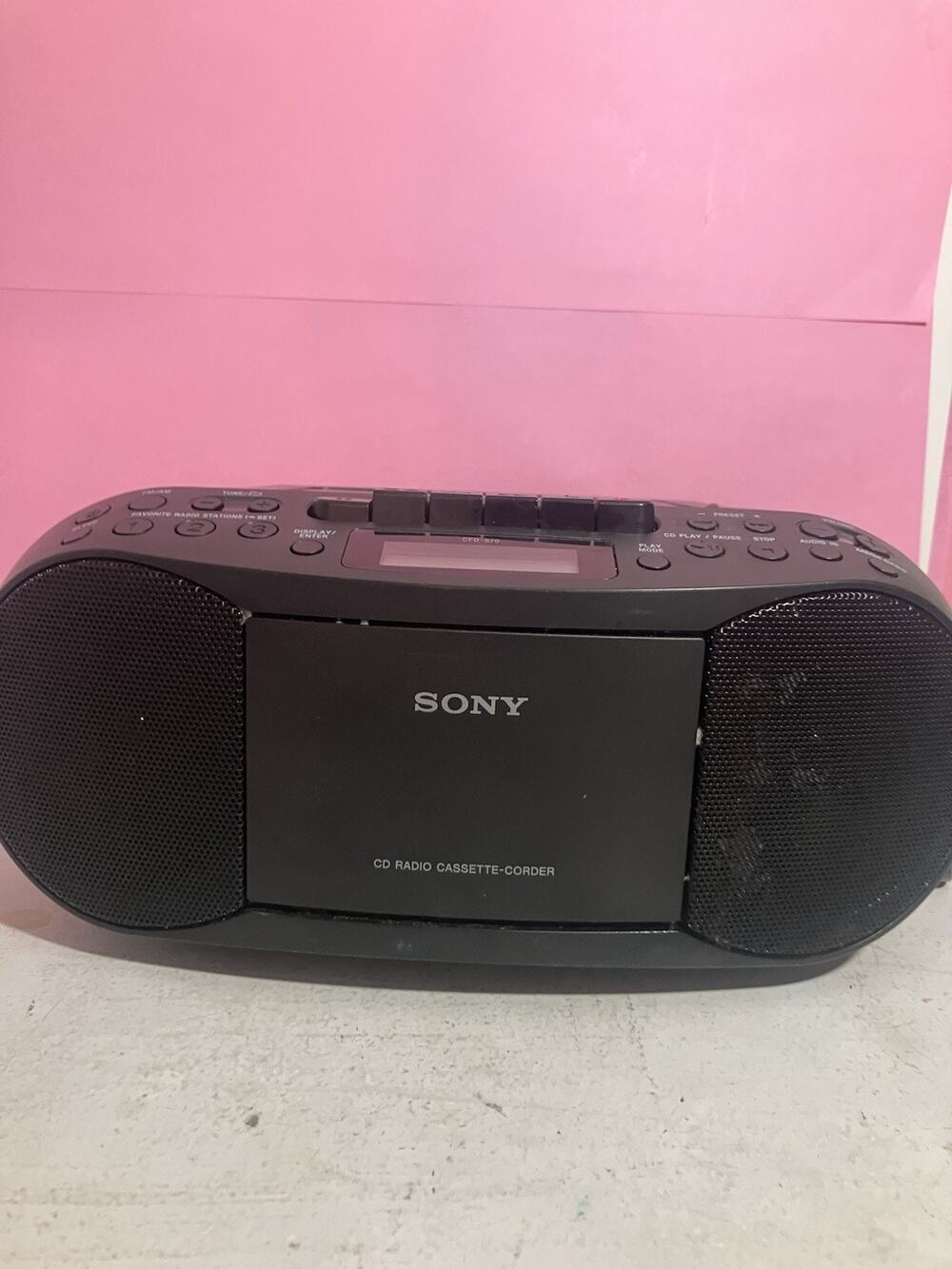 Sony CFD-S70 Black AM/FM CD Radio Cassette-Corder Boombox Aux/Headphone